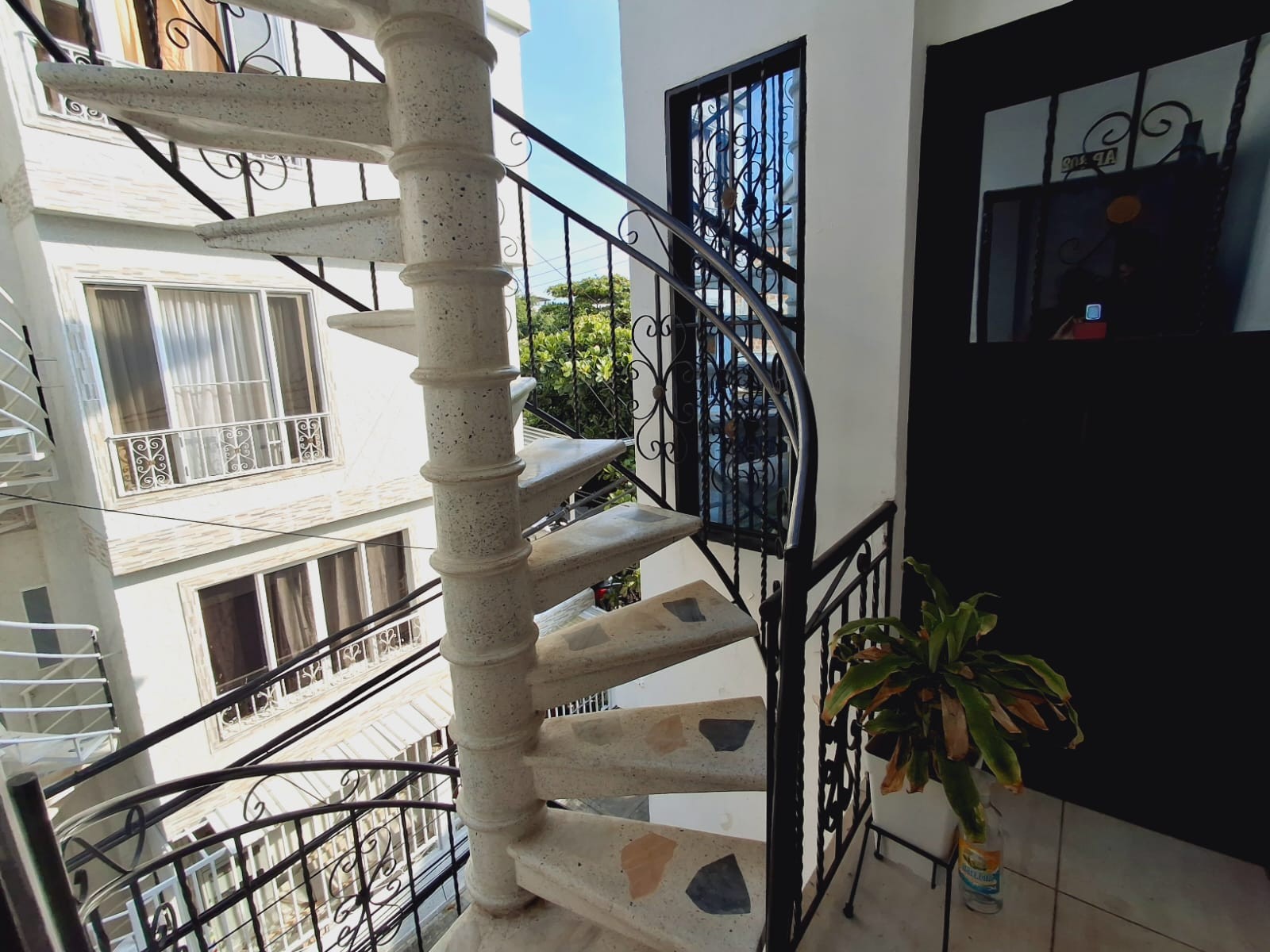 ALQUILER - APARTAMENTO - PARQUE RESIDENCIAL EL BOSQUE