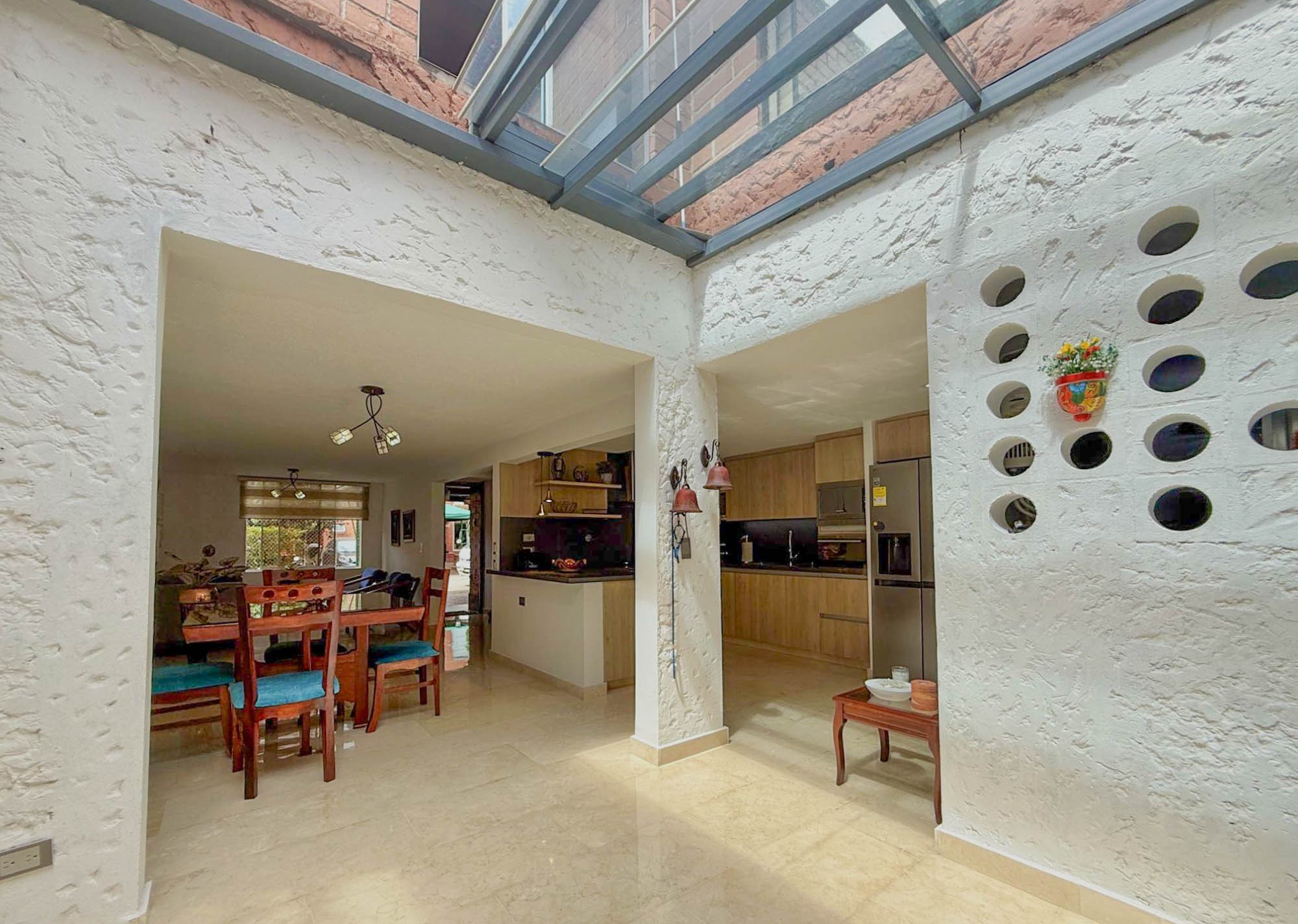 Casa Remodelada en venta en Belén La Mota