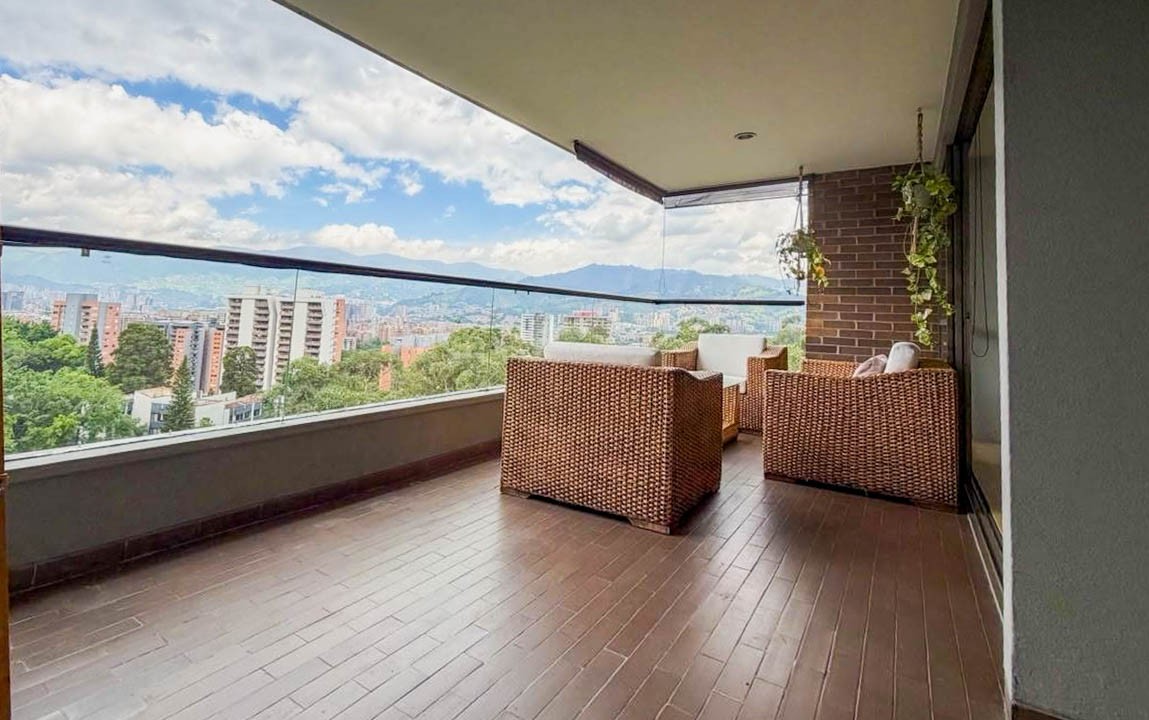 Apartamento en venta en El Poblado La Frontera