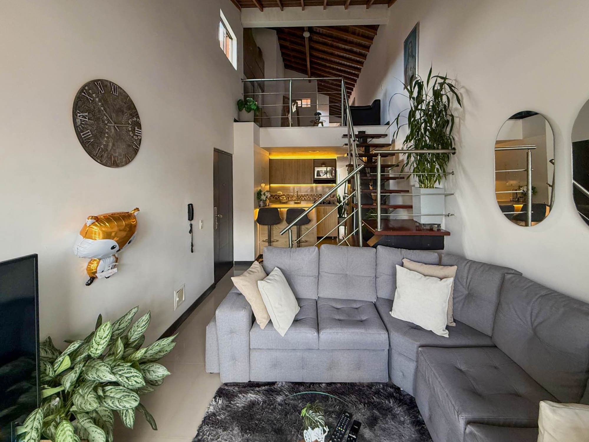 Apartamento Duplex en venta en Laureles La Castellana
