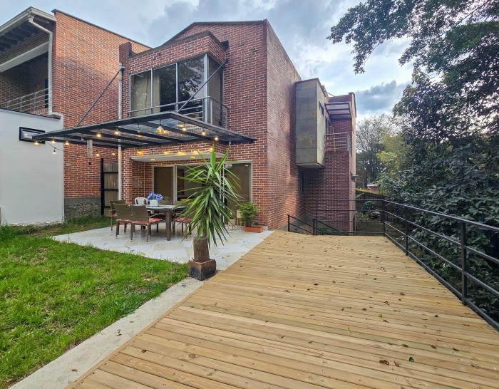 Casa en unidad cerrada en venta en Envigado San Lucas